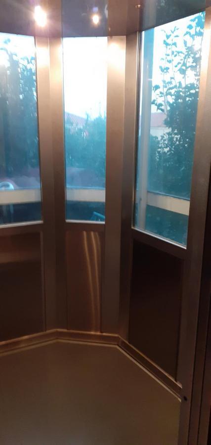 Nikolaíika Hotel Themisto מראה חיצוני תמונה