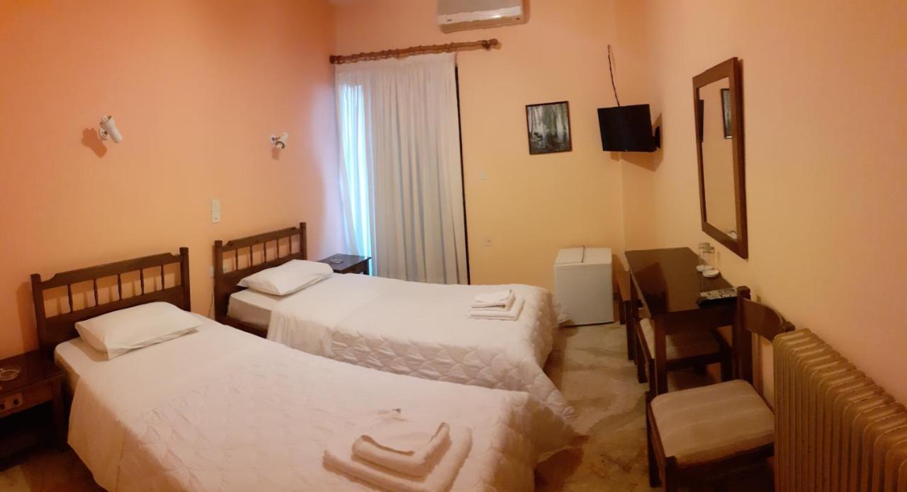 Nikolaíika Hotel Themisto מראה חיצוני תמונה